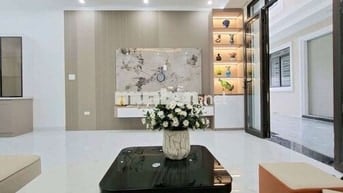Còn 1 căn *** - Phú Minh -5 tầng chỉ nhỉnh 5 tỷ -ngõ nông sát phố