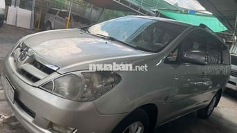 Toyota Innova 2006 G - 150000 km