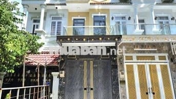 BÁN NHÀ BAO MỚI - XE HƠI TỚI NHÀ - SÂN TRƯỚC ĐẬU ĐƯỢC 2 CHIẾC XE HƠI
