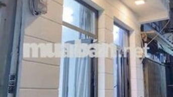 Nhà cho thuê 1 trệt 1 gác có máy lạnh tủ lạnh