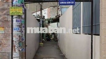Cần bán nhà diện tích lớn 128m2 hẻm nhỏ giá rẻ