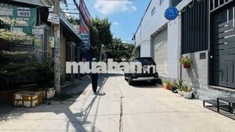 BÁN ĐẤT TẶNG NHÀ 2 TẦNG CÁCH PHẠM VĂN ĐỒNG VÀI BƯỚC CHÂN_HẺM XE TẢI