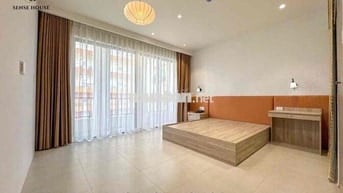 Căn hộ cao cấp, ban công, full nội thất mới 100% ngay Luỹ Bán Bích