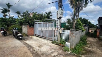 BÁN ĐẤT 2MT TẶNG NHÀ HẺM Y WANG