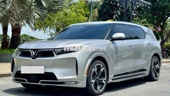 VF9 2023 Plus - 45,000 km 6 Chỗ Trần Kính Đẹp Keng