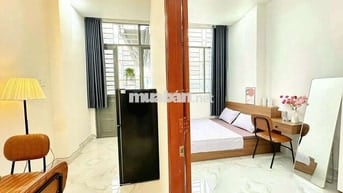Căn hộ 2 phòng ngủ full nội thất ở Bạch Đằng