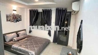 CĂN HỘ THANG MÁY_NHÀ MẶT TIỀN_GẦN NGÃ TƯ PHÚ NHUẬN