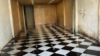 Cho thuê mặt tiền4×25 ngay chợ Gấu kinh doanh buôn bán sầm uất đông ng