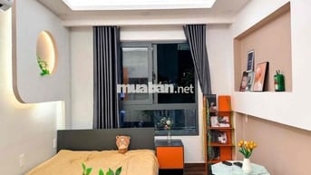 CĂN HỘ CỬA SỔ FULL NỘI THẤT QUẬN 10 GẦN VÒNG XOAY CÔNG TRƯỜNG DÂN CHỦ