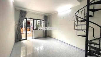 Căn Nhà thuê Nguyễn Tất Thành ngay trung tâm BMT