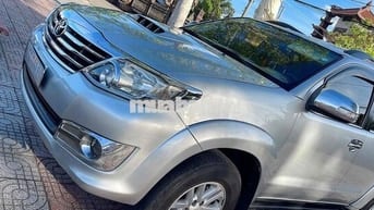 Toyota Fortuner 2014 2.5G 4x2 - 240000 km