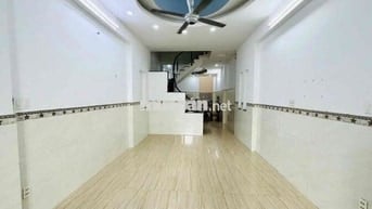 Nhà Hẻm 220 Nguyễn Văn Khối 2 Lầu (4x18m) 4PN Bancol Trước Sau 14tr