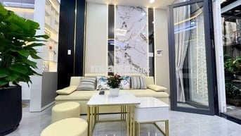 3,990 Tỷ TL nhẹ 3 PN 4 x 19 hẻm 2855/ Huỳnh Tấn Phát