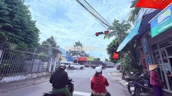 ĐẤT ĐẸP VUÔNG VỨC- NGAY PHẠM VĂN ĐỒNG - HỆ SỐ XD CAO - 160M2 NGANG 6M