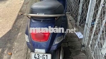 xe như hình để lâu ko nỗ có giấy tờ