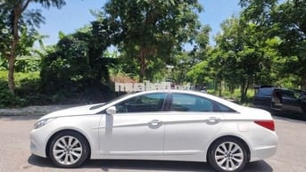 hyundai SONATA Y20-2010
