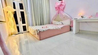 CHO THUÊ PHÒNG STUDIO BAN CÔNG TẠI Q3 GẦN ĐH SƯ PHẠM - ĐH MỞ