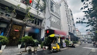 CHDV CƯ XÁ ĐỒNG TIẾN THÀNH THÁI Q10- 7x19m - 4 TẦNG 15PHÒNG