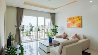 Cho thuê căn hộ 2PN Monarchy, View biển thoáng mát, dọn vào ở ngay