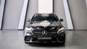 Mercedes Benz C300 AMG model 2020 siêu đẹp