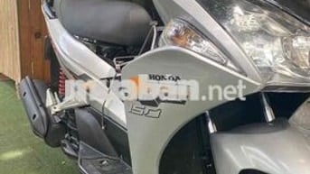 Ab cần bán máy móc zin êm