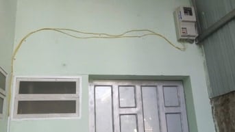 Nhà cấp 4 mới xây.con mới điện nước đầy đủ chỉ vào ở ngay.