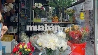 Sáng nhượng mặt bằng đường 18 HBC, không chung chủ.