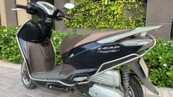 Honda Lead 125 Premium 2021, Đen Nâu, giấy tờ đầy đủ, xe được giữ gìn