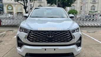 INNOVA CROSS HYBRID 2025 - xe giao ngay GIÁ TỐT