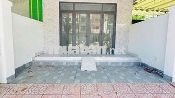 Cho thuê nhà trệt mặt tiền đường Trần Văn Trà KDC Hưng Phú