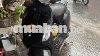 Vespa cần bán gấp