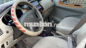 Toyota Innova 2008  - 179000 km