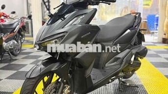 👉Vario 160cc 2022 chính chủ phanh abs. odo 18k