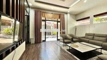 cho thuê nhà đẹp mặt tiền hải châu