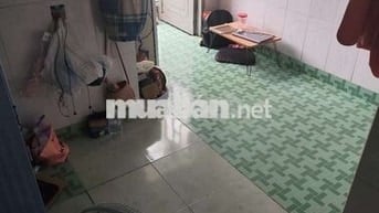 Thêm một nữ ở ghép tại mình về quê