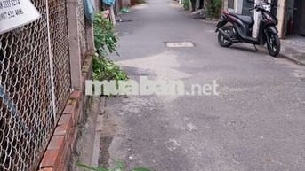 Cho gia đình thuê ở hẻm thông làm tóc