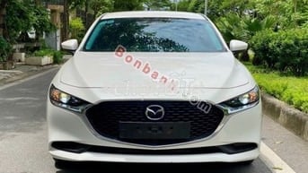 Mazda 3 deluxe 2023
