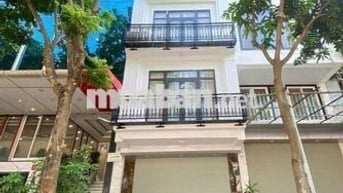 Bán nhà văn phú Hà Đông 7 tầng thang máy full nội thất, đất ở đô thị