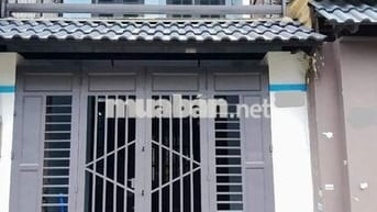 Chia tài sản Bán Gấp nhà 68m2 Có SHR Chỉ 770tr Tại Bà Điểm Hóc Môn !