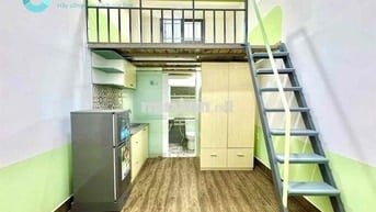 phòng trọ gác ở 3-4 bạn, có thang máy, hầm xe bự, sát quận 5, UEH