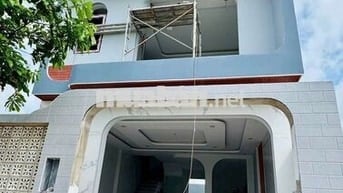 Nhà MỚI Xây, gần bến xe Hóc Môn Mới, 150m2 1 trệt 2 lầu, SHR, 2.8 tỷ