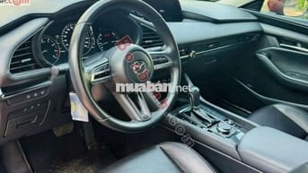 Xe Mazda 3 1.5L Luxury 2021 - màu đỏ đẹp sang