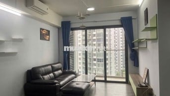 Cho thuê căn Emerald 3PN View hồ sinh thái hướng Đông, có nội thất