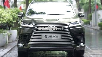 Lexus LX600 Urban sản xuất 2025 - 4750 km