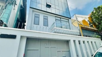 Cho thuê nhà khu biệt thự 52B Hoa Đào, P2, Q Phú Nhuận