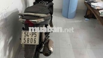 để 4 năm trong góc nhà