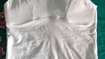 Hiện tại mình có dư lô áo  số lượng nhiều , giá cả thương lượng ( mẫu 