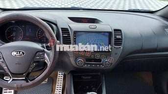 Cerato 1.6 At 2018. Ngoại thất màu đen
