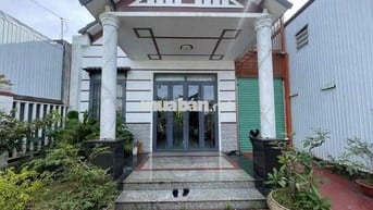 Kẹt ngân hàng bán gấp nhà P2, Bảo Lộc giá 630tr