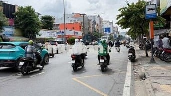 MTKD đường Cộng Hòa dtích đất 18m2 đúc thật 1 lầu, P13, Q.Tân Bình
